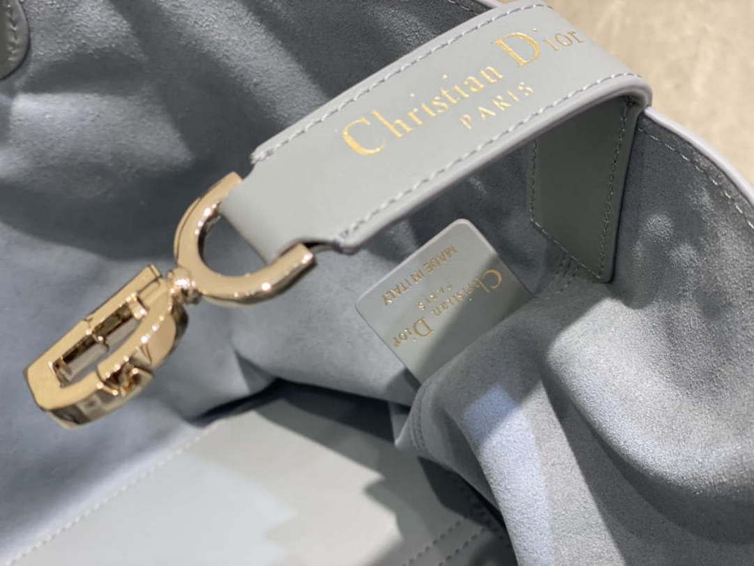 Dior M2821 Medium Dior Toujours Bag Blue Macrocannage Calfskin - Default Title - View 9