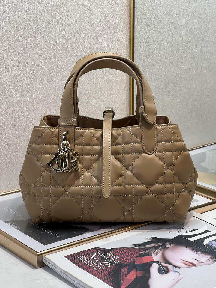 Dior M2822 Small Dior Toujours Bag Apricot Macrocannage Calfskin - Default Title - View 1