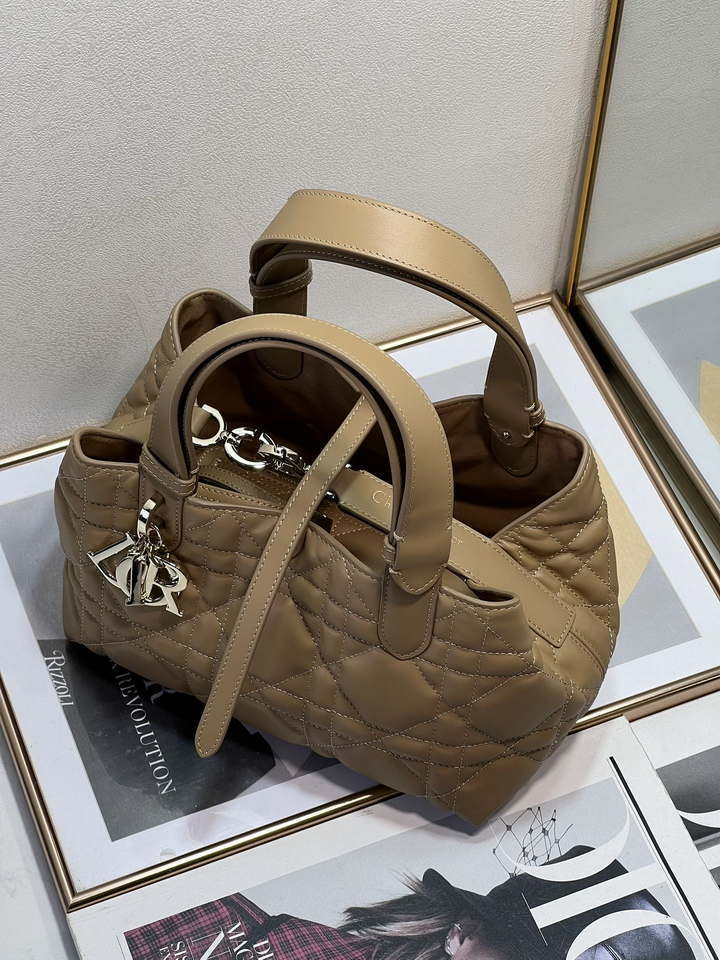 Dior M2822 Small Dior Toujours Bag Apricot Macrocannage Calfskin - Default Title - View 4