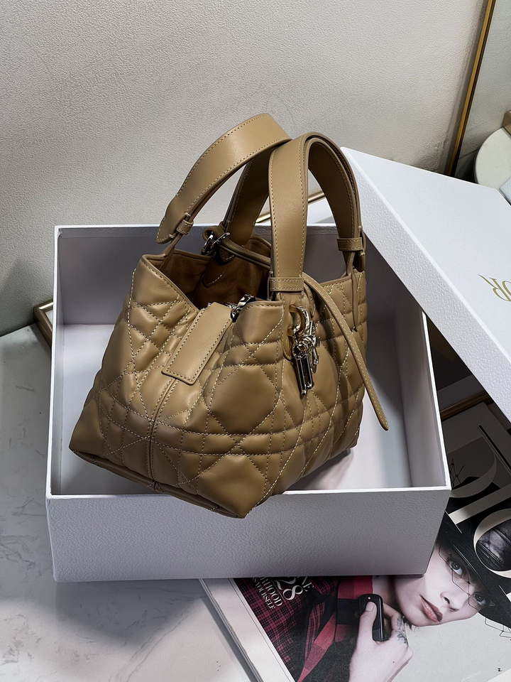 Dior M2822 Small Dior Toujours Bag Apricot Macrocannage Calfskin - Default Title - View 7