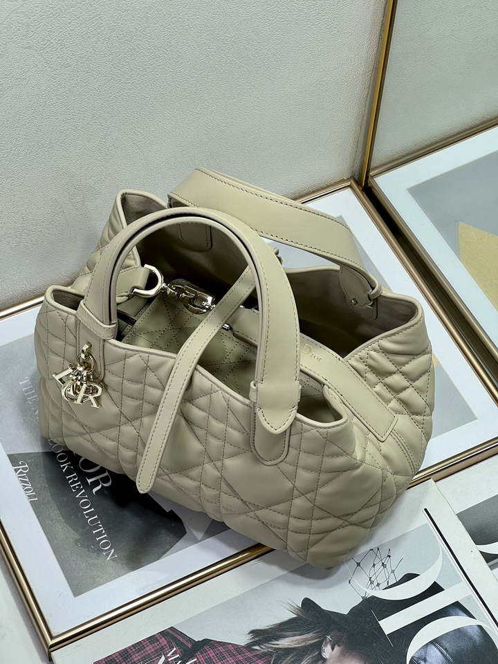Dior M2822 Small Dior Toujours Bag Beige Macrocannage Calfskin - Default Title - View 7