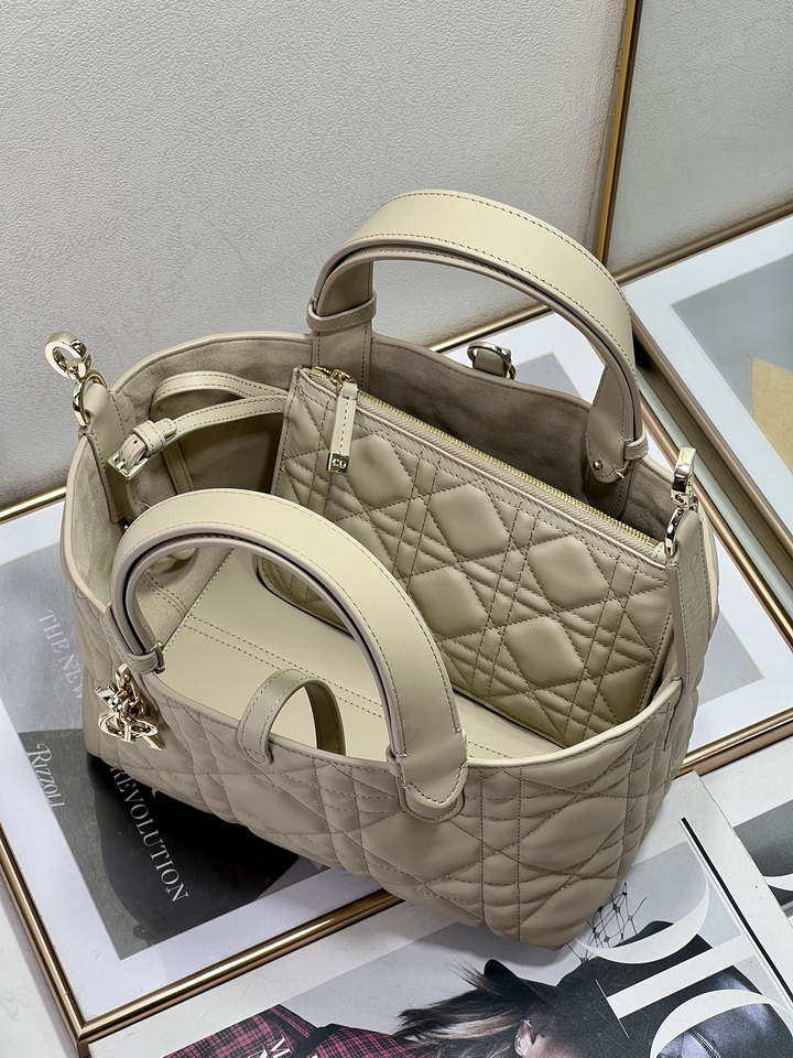 Dior M2822 Small Dior Toujours Bag Beige Macrocannage Calfskin - Default Title - View 9