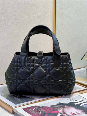 Dior M2822 Small Dior Toujours Bag Black Macrocannage Calfskin - Default Title - View 3
