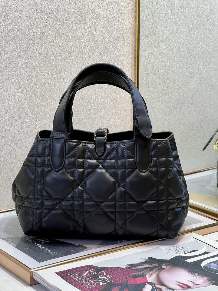Dior M2822 Small Dior Toujours Bag Black Macrocannage Calfskin - Default Title - View 3