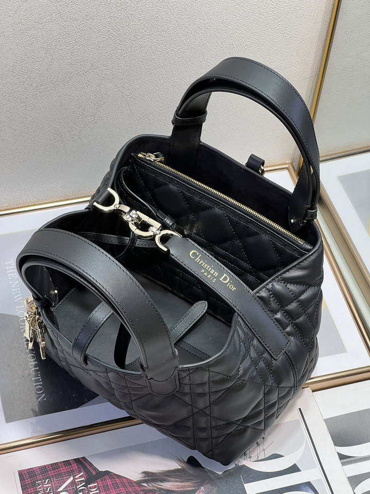 Dior M2822 Small Dior Toujours Bag Black Macrocannage Calfskin - Default Title - View 8