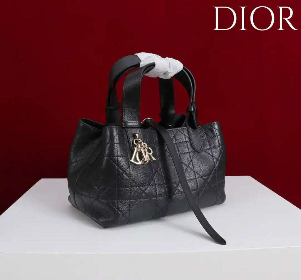 Dior M2822 Small Dior Toujours Bag Black Macrocannage Grained Calfskin