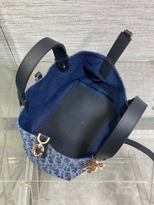 Dior M2822 Small Dior Toujours Bag Blue Denim Dior Oblique Jacquard - Default Title - View 7