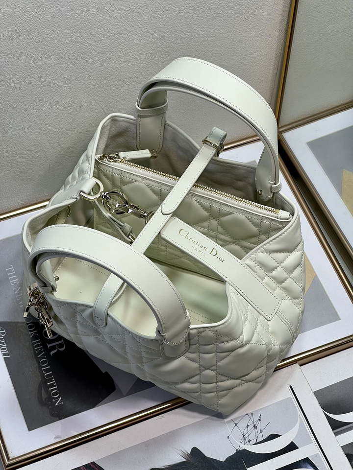 Dior M2822 Small Dior Toujours Bag White Macrocannage Calfskin - Default Title - View 8