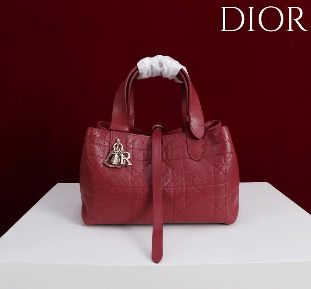 Dior M2822 Small Dior Toujours Bag Wine Red Macrocannage Grained Calfskin