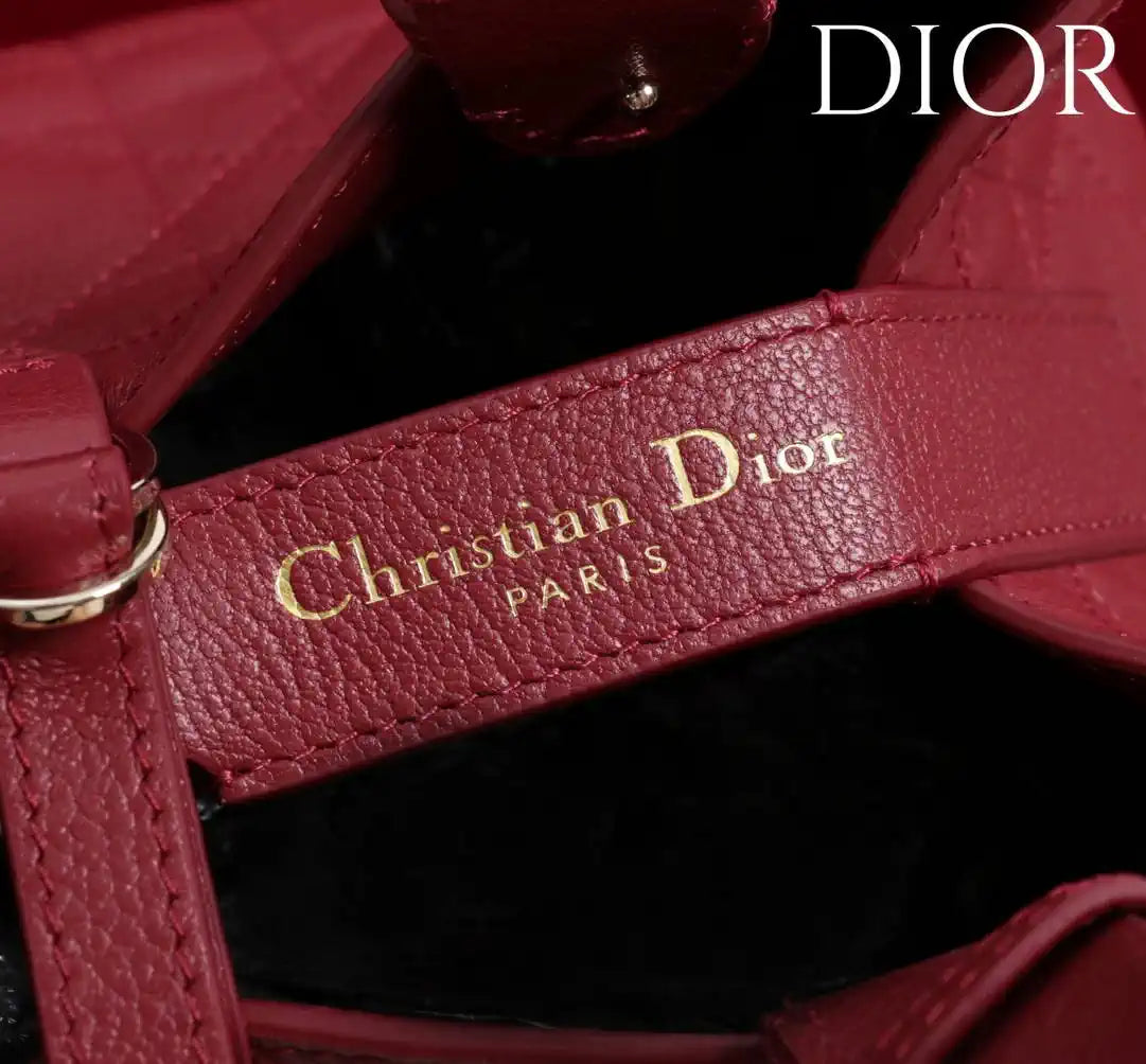 Dior M2822 Small Dior Toujours Bag Wine Red Macrocannage Grained Calfskin