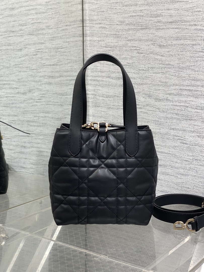 Dior M2835 Small Dior Toujours Vertical Tote Bag Black Macrocannage Calfskin