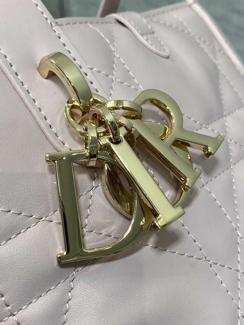 Dior M2835 Small Dior Toujours Vertical Tote Bag Pink Macrocannage Calfskin - Default Title - View 3