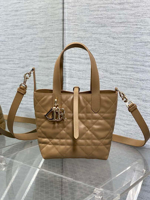 Dior M2835 Small Dior Toujours Vertical Tote Bag Sand Macrocannage Calfskin - Default Title - View 1