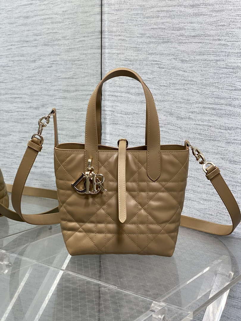 Dior M2835 Small Dior Toujours Vertical Tote Bag Sand Macrocannage Calfskin - Default Title - View 1