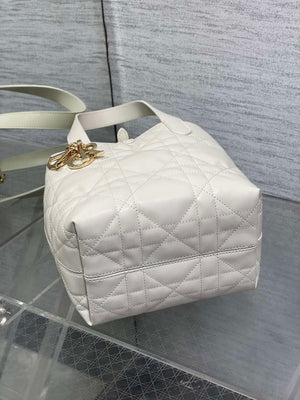 Dior M2835 Small Dior Toujours Vertical Tote Bag White Macrocannage Calfskin - Default Title - View 7