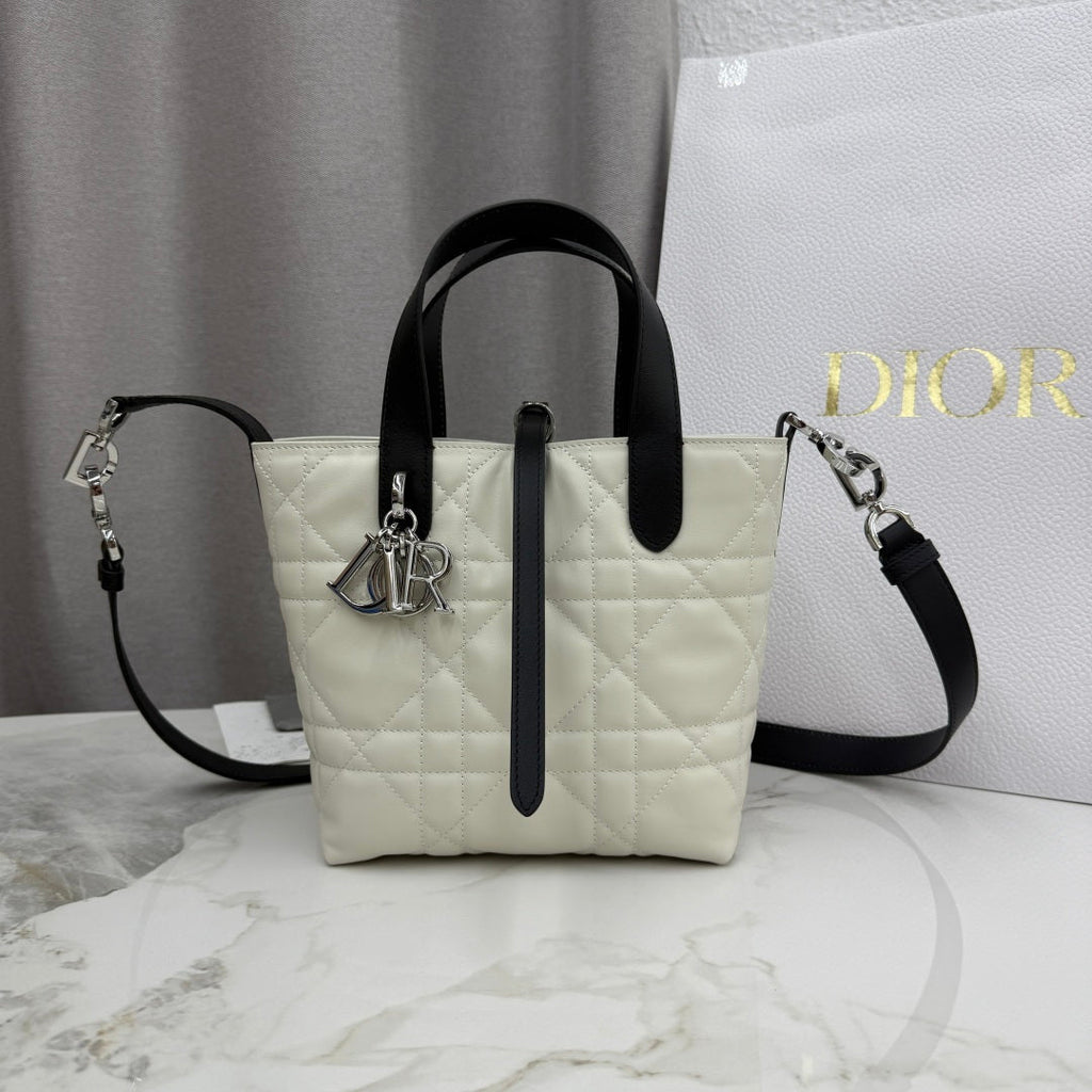 Dior M2835 Small Dior Toujours Vertical Tote Bag White with Black Macrocannage Calfskin