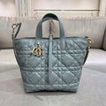 Dior M2836 Medium Dior Toujours Vertical Tote Bag Blue Macrocannage Calfskin - Default Title - View 1
