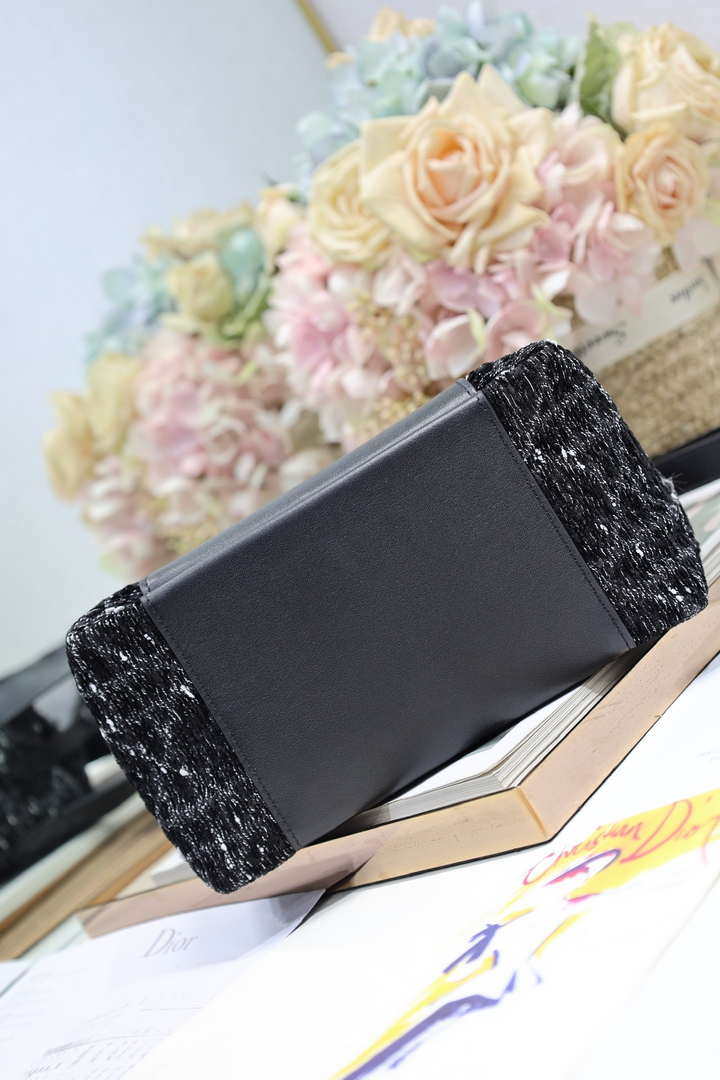 Dior M2840 Black Dior Oblique Jacquard and Smooth Calfskin