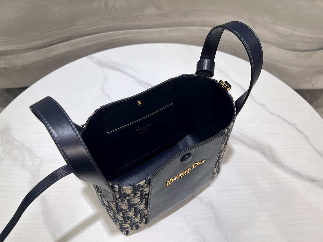 Dior M2840 Blue Dior Oblique Jacquard and Smooth Calfskin