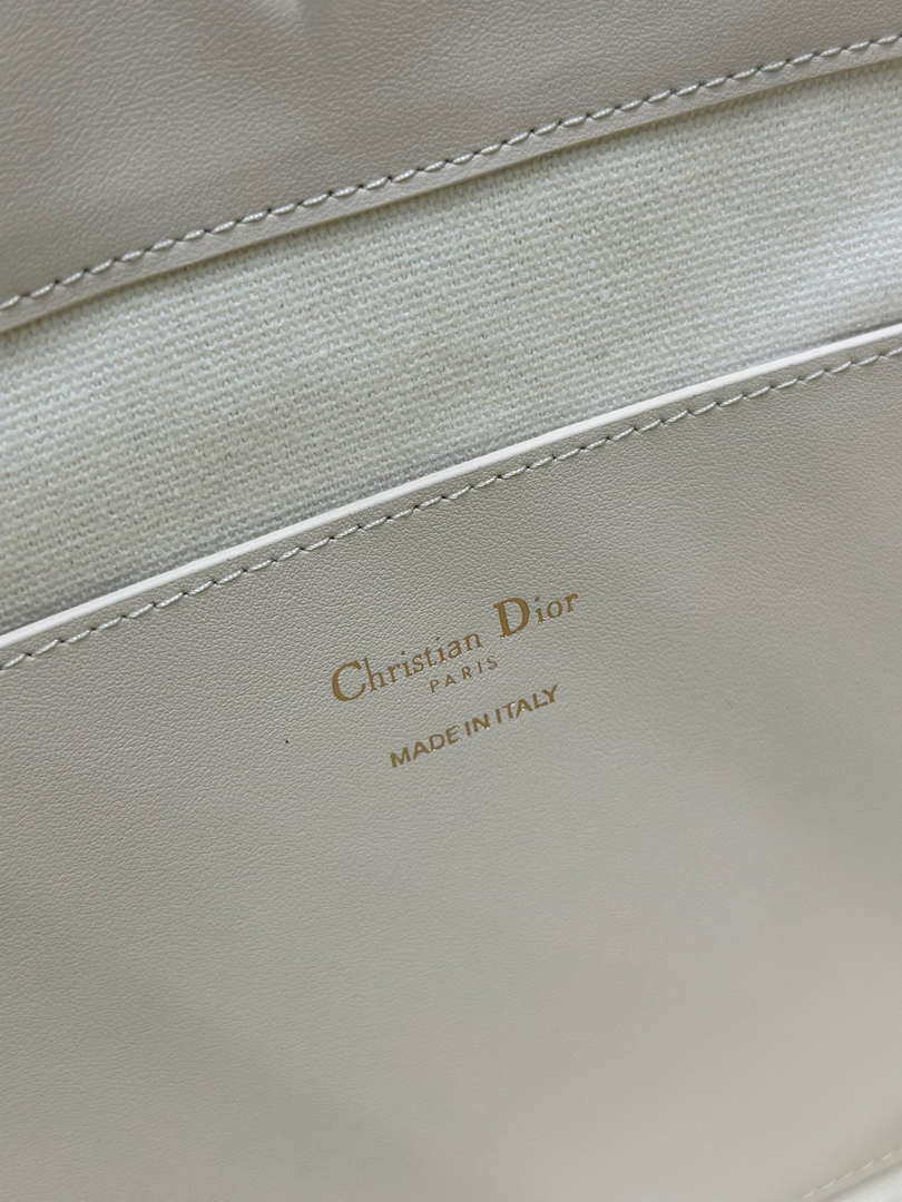 Dior  M2840 Small Signature Bucket Bag Blue Dior Oblique Chambray with Raffia Effect and Light Biscuit Smooth Calfskin