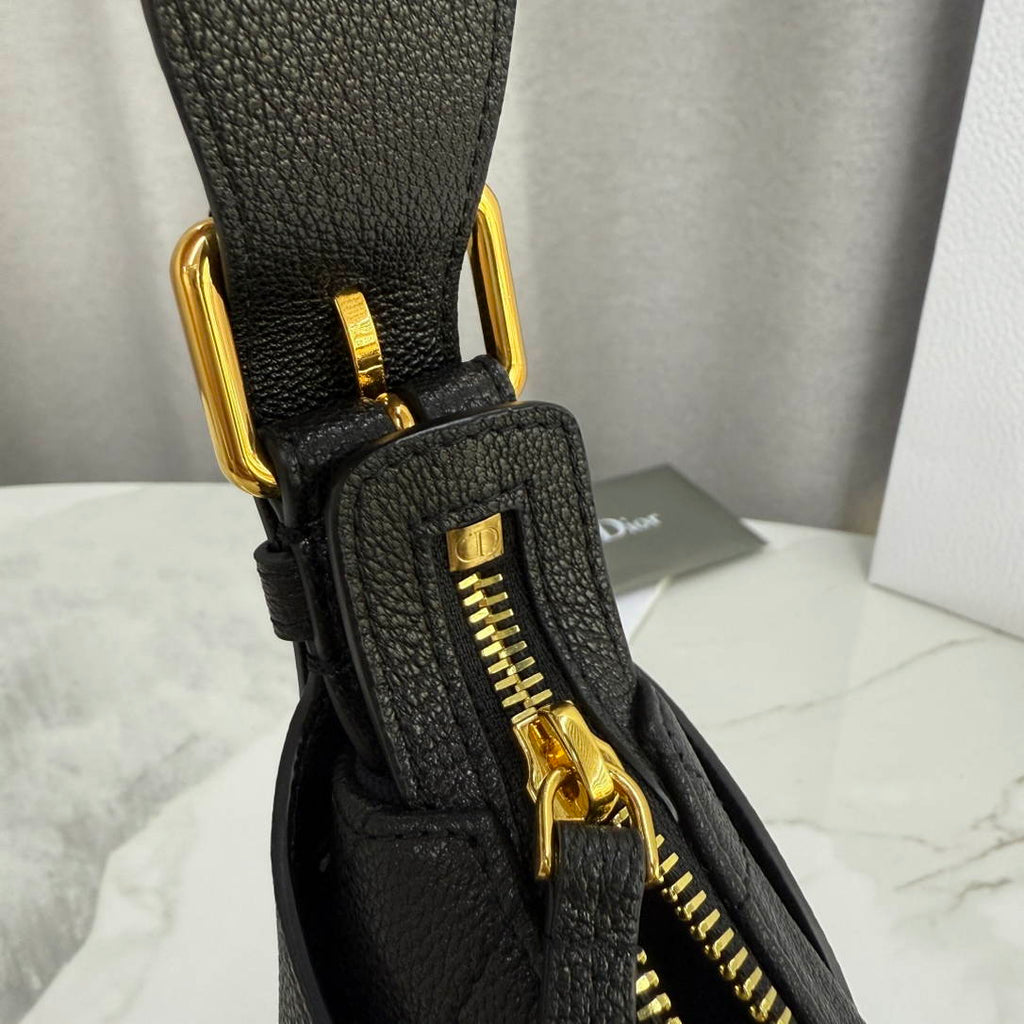 Dior M2845 Small Dior Voyage Bag Black Flat Macrocannage Grained Calfskin