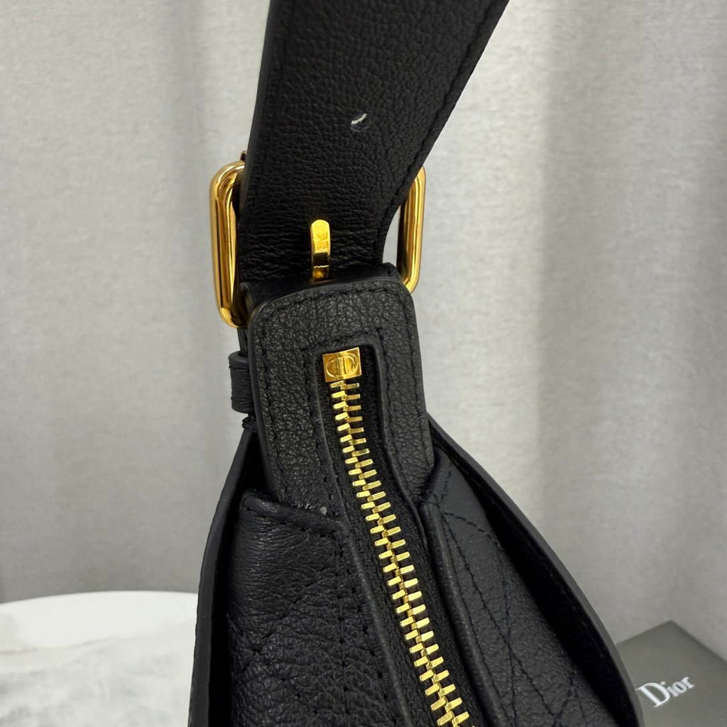 Dior M2847 Large Dior Voyage Bag Black Flat Macrocannage Grained Calfskin Black