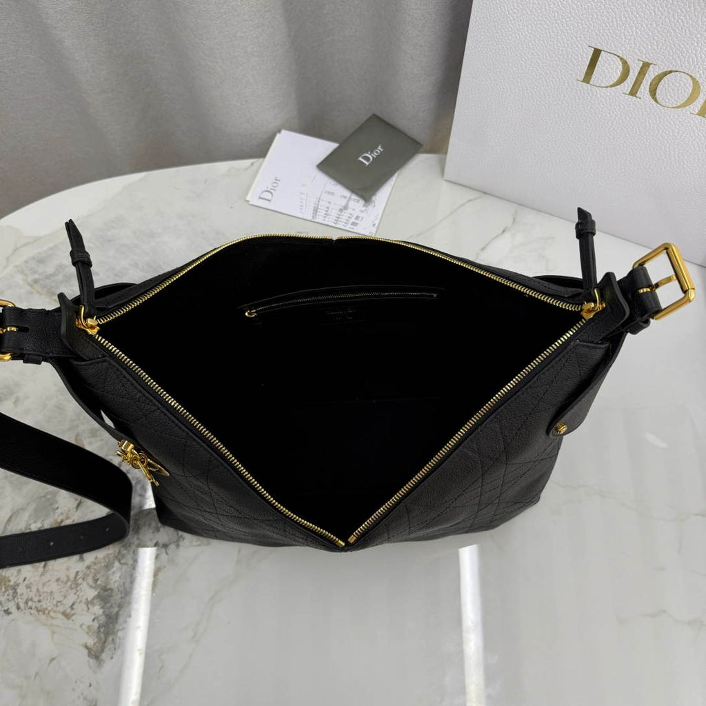 Dior M2847 Large Dior Voyage Bag Black Flat Macrocannage Grained Calfskin Black