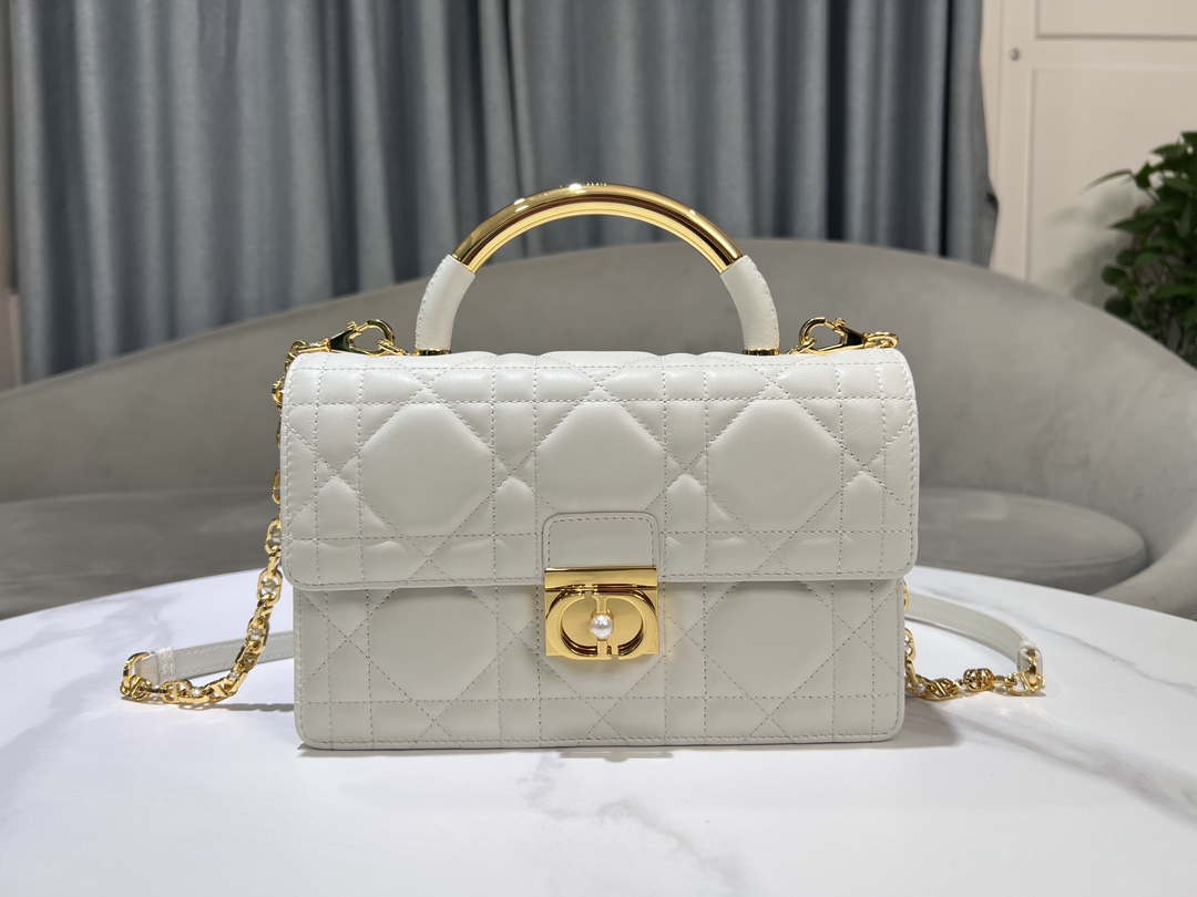 Dior M4402 Medium Dior Ange Bag White Macrocannage Calfskin
