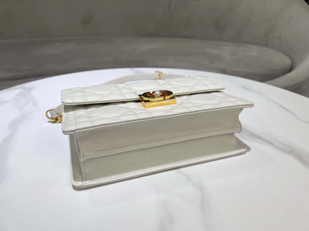 Dior M4402 Medium Dior Ange Bag White Macrocannage Calfskin - Default Title - View 6