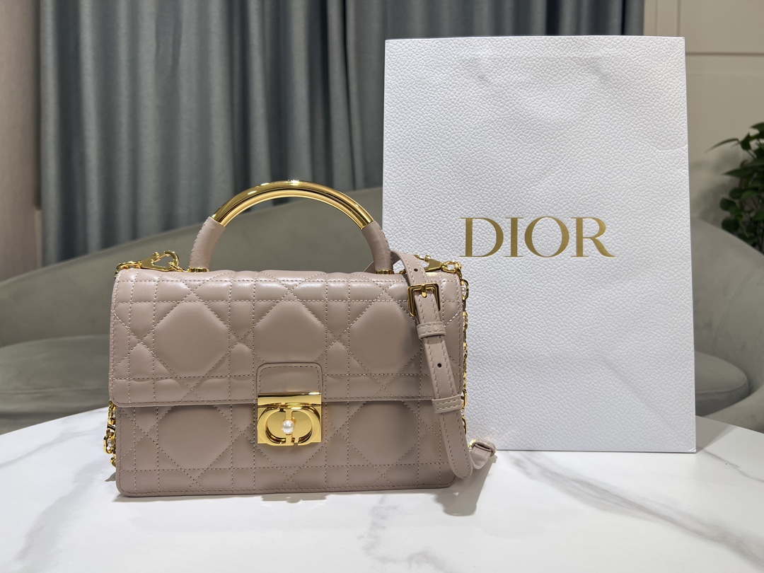 Dior M4402 Medium Dior Ange Bag Pink Macrocannage Calfskin - Default Title - View 1