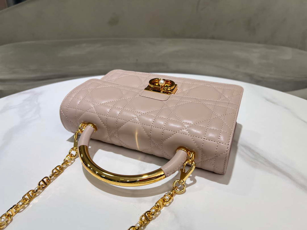 Dior M4402 Medium Dior Ange Bag Pink Macrocannage Calfskin