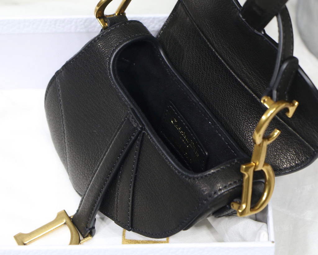 Dior M6008 Bag Saddle Super Mini Bag Cowhide Leather Black