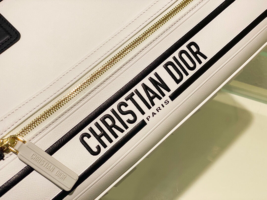Dior M6202 Medium Dior Vibe Zip Bowling Bag White Smooth Calfskin - Default Title - View 6