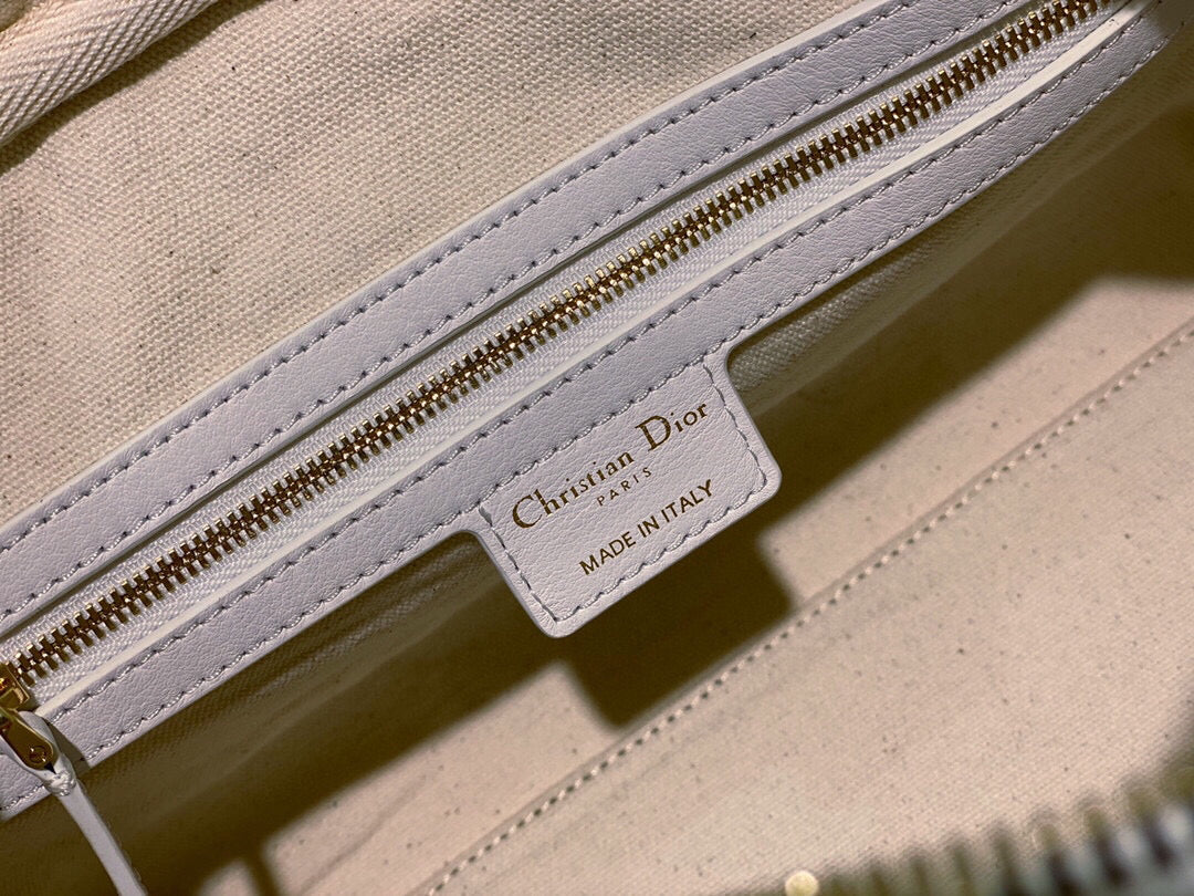 Dior M6202 Medium Dior Vibe Zip Bowling Bag White Smooth Calfskin