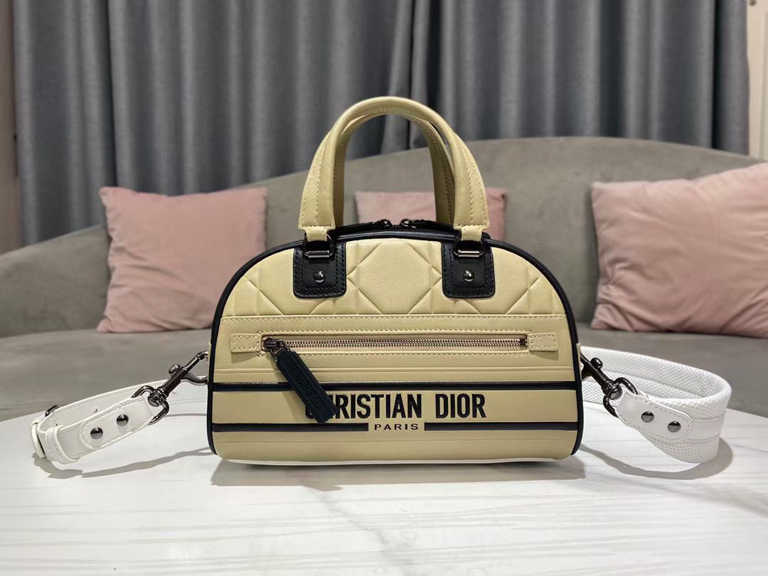 Dior M6202 Medium Vibe Zip Bowling Bag Apricot - Default Title - View 1
