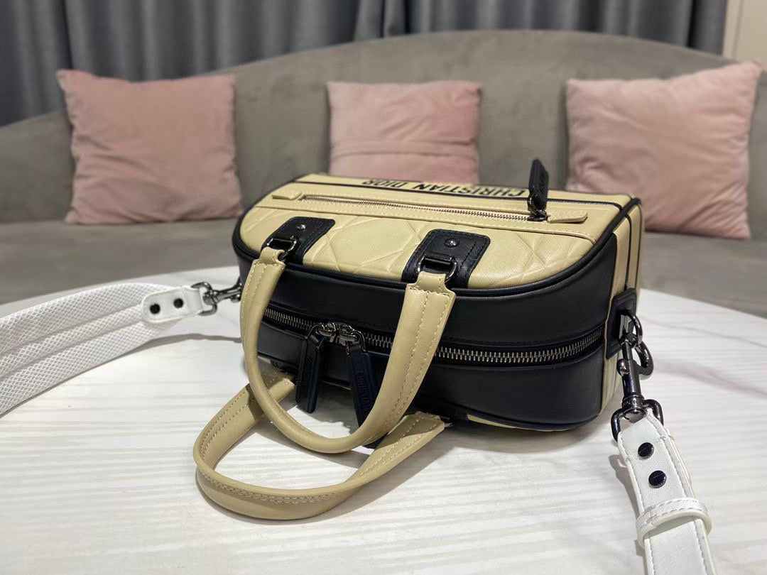 Dior M6202 Medium Vibe Zip Bowling Bag Apricot - Default Title - View 4