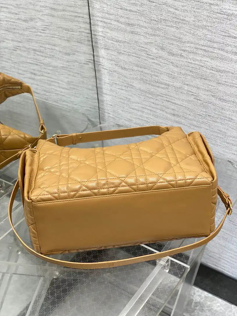 Dior M6322 Large D-Dream Bag Caramel Macrocannage Lambskin