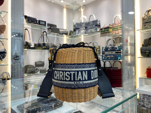 Dior M7600 Dior Wicker Basket Shoulder Bag Blue Oblique - luxibagsmall