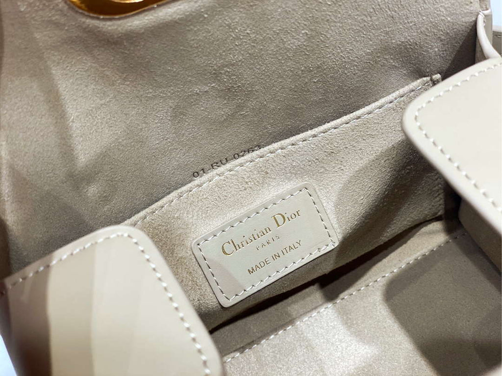 Dior M8671UBEQ_M900 Small Boston bag Beige box Calfskin