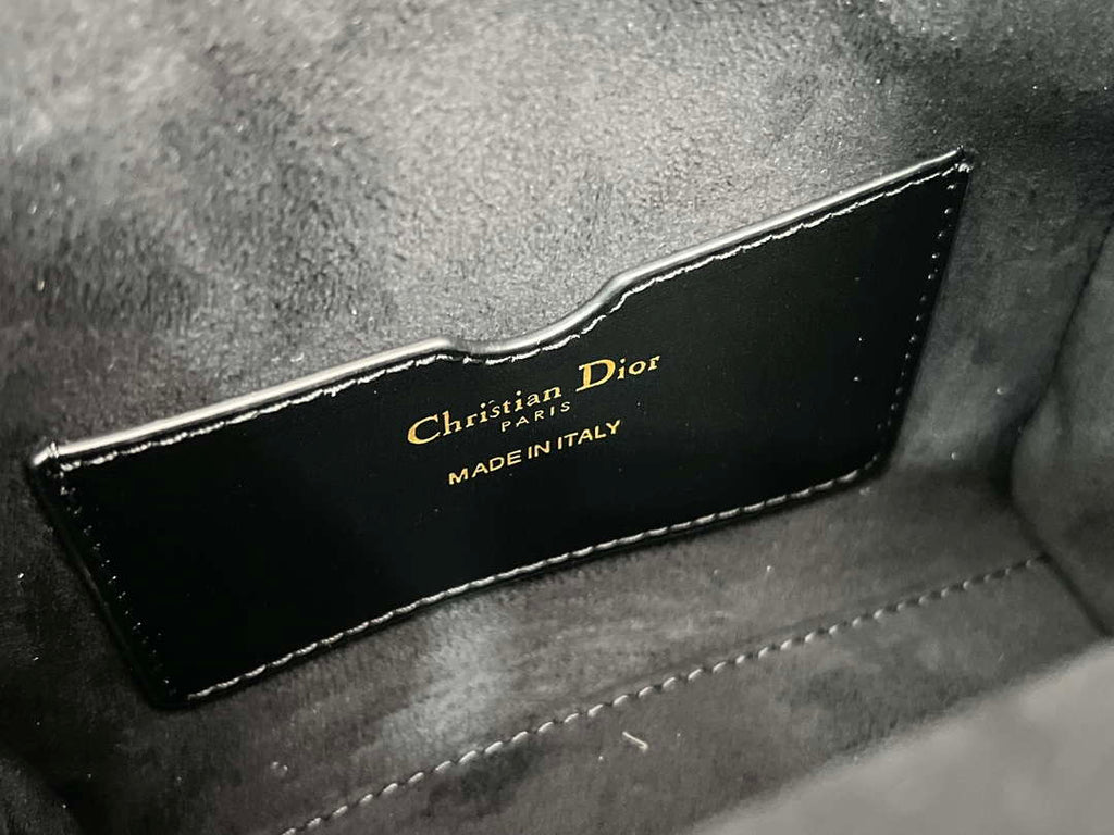 Dior M8671UBEQ_M900 Small boston bag black box calfskin
