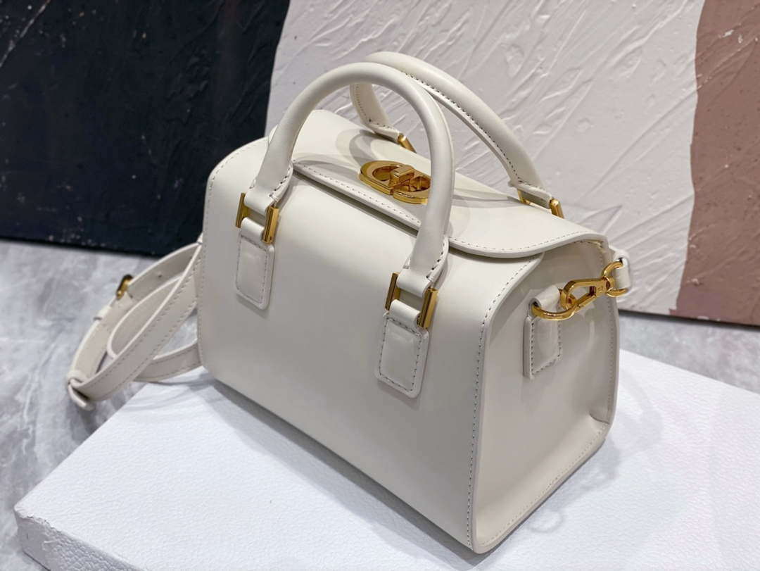 Dior M8671UBEQ_M900 Small Boston bag White box Calfskin