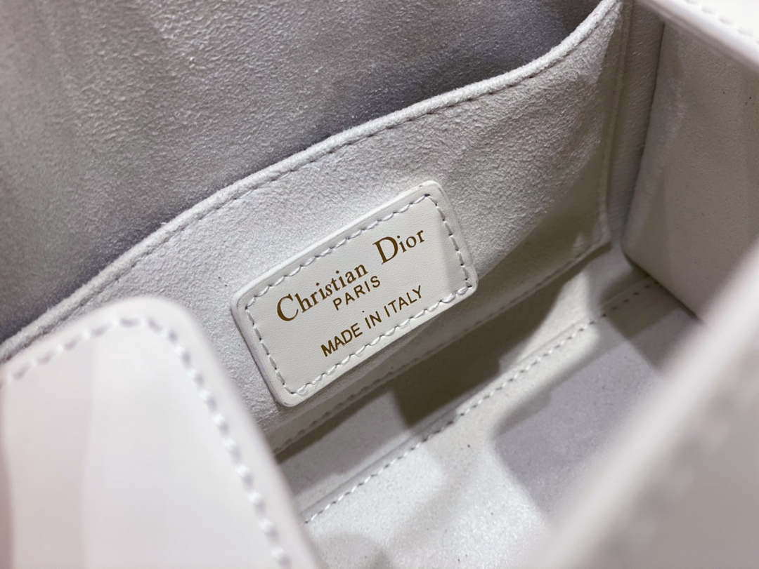 Dior M8671UBEQ_M900 Small Boston bag White box Calfskin