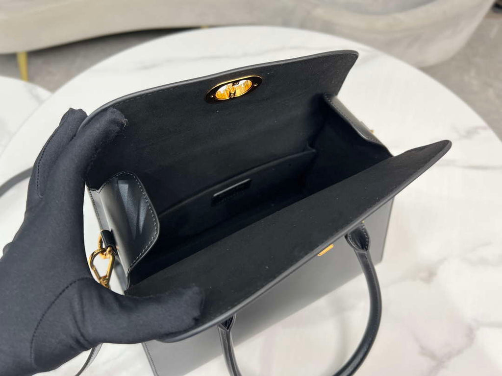 Dior M8675 Medium Boston bag Black box Calfskin