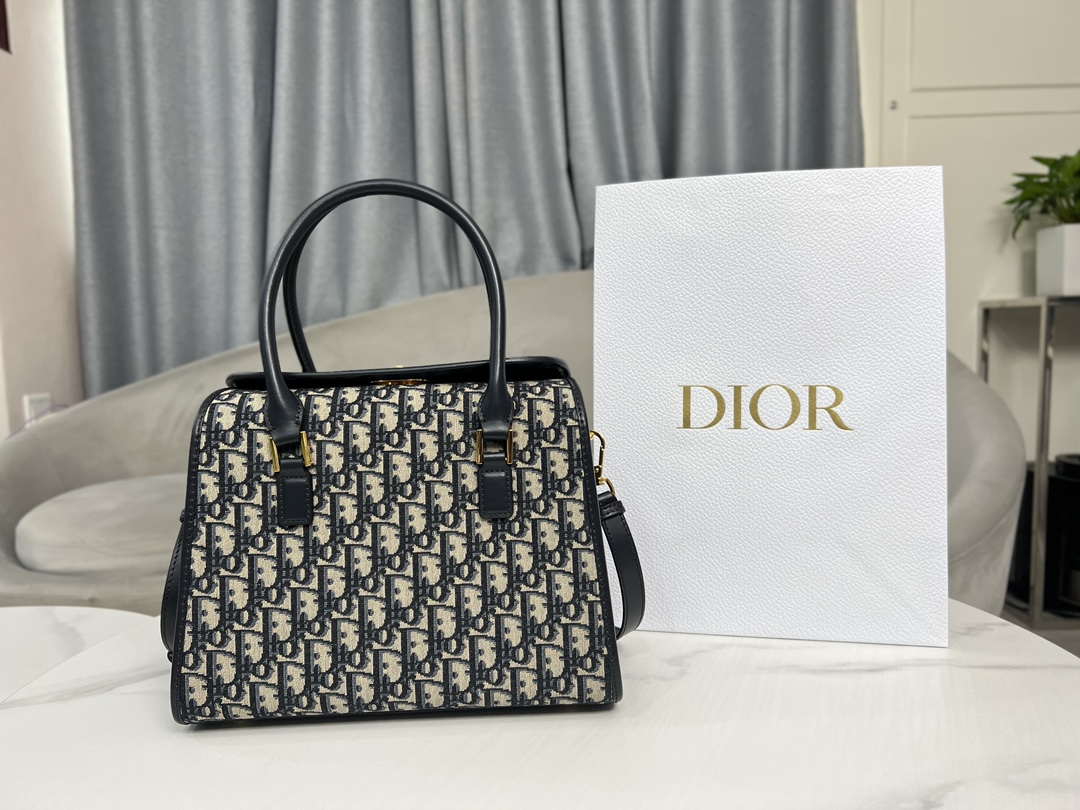Dior M8675 Medium Boston bag Navy blue box Oblique Embroidery and Smooth Calfskin - Default Title - View 1