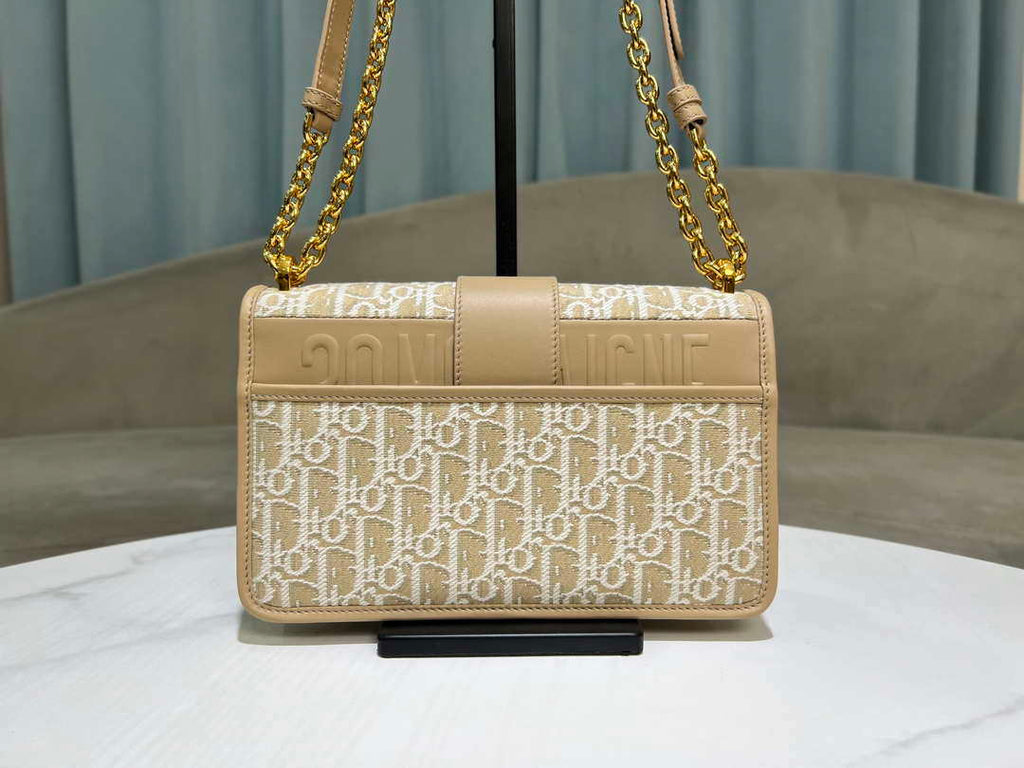 Dior M9208 30 Montaigne Bag with Chain Dior Oblique Jacquard and Natural Smooth Calfskin