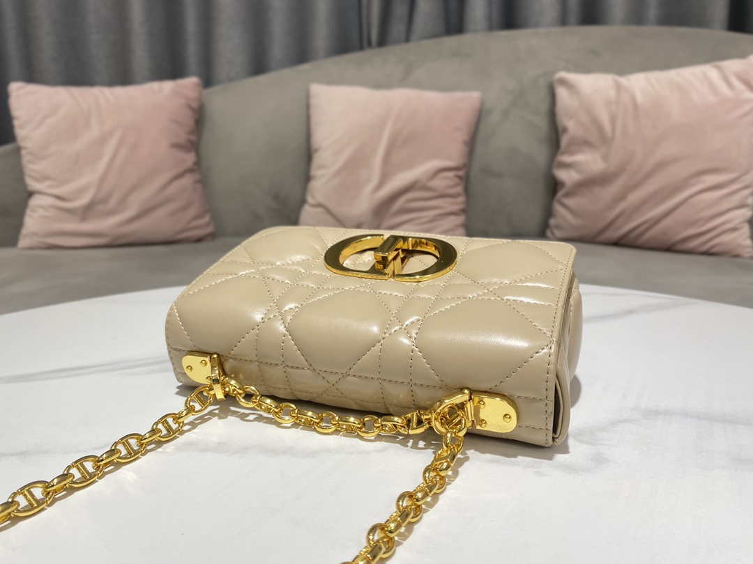 Dior M9241 Small Quilted Macrocannage Calfskin Yellow