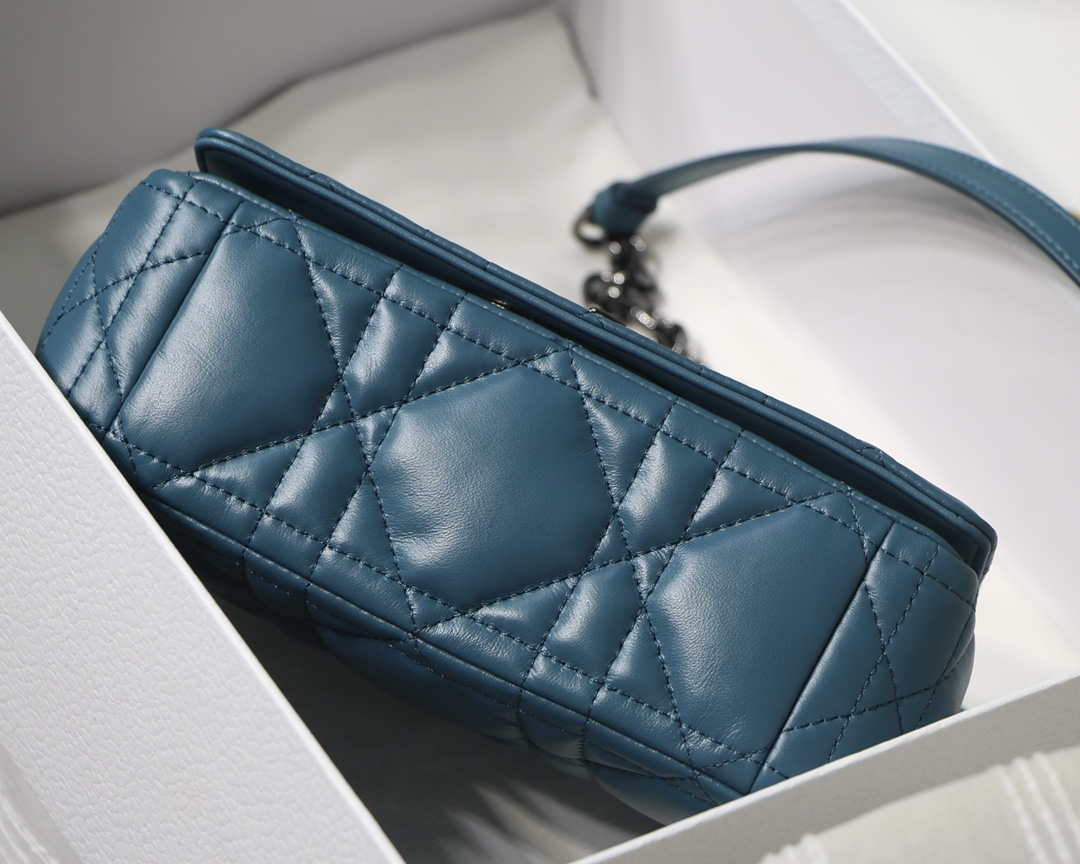 Dior M9241 Small Quilted Macrocannage Calfskin Lake Blue