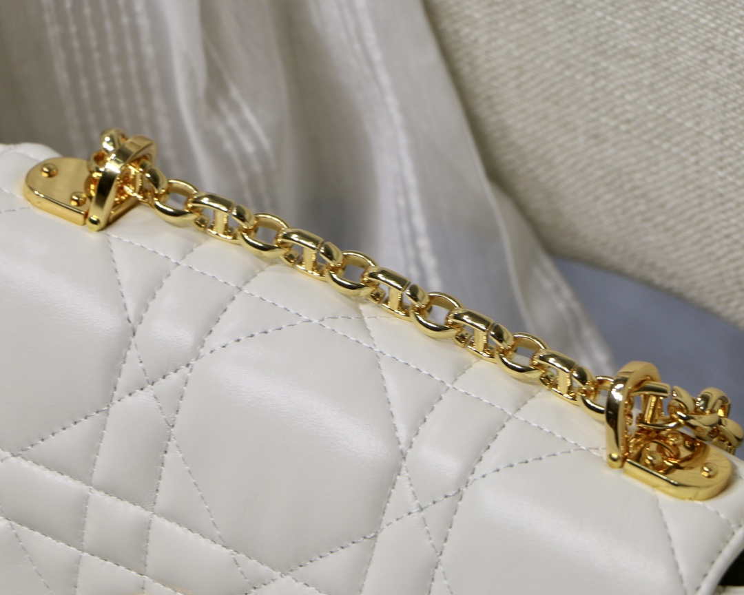 Dior M9241 Small Quilted Macrocannage Calfskin White