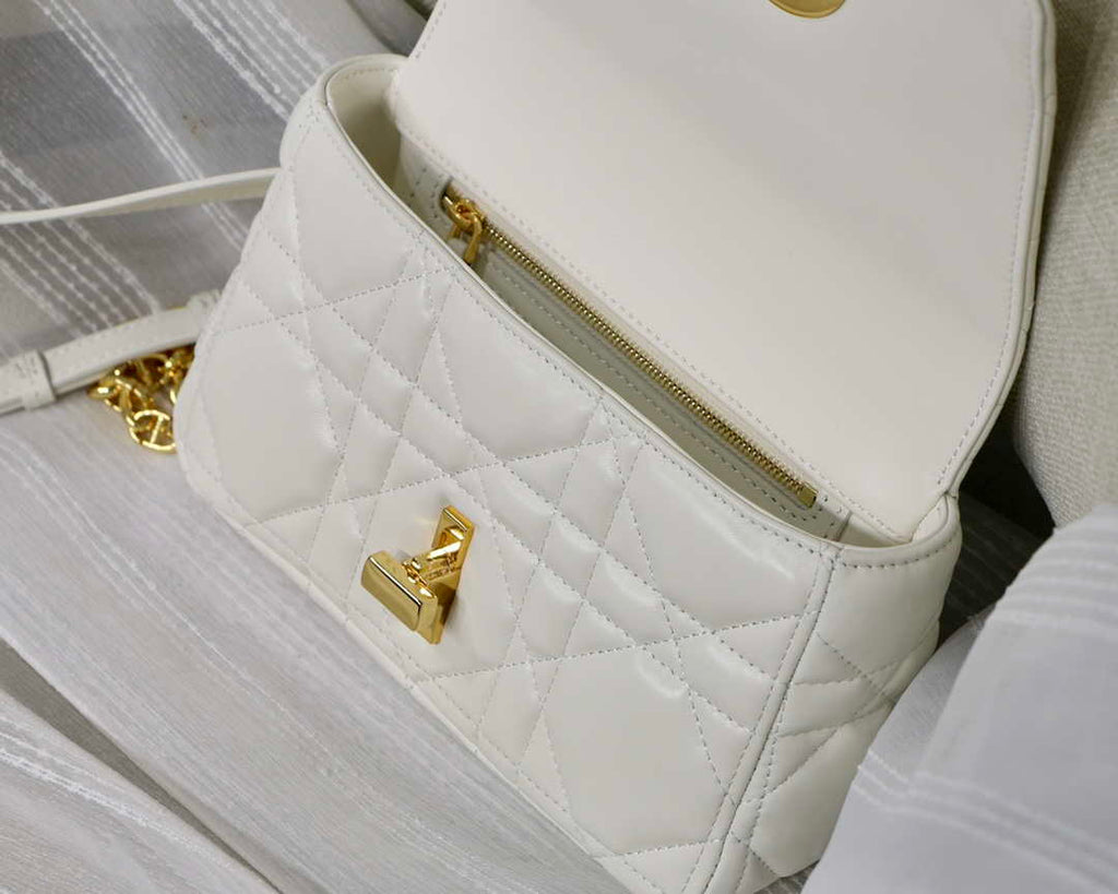 Dior M9241 Small Quilted Macrocannage Calfskin White