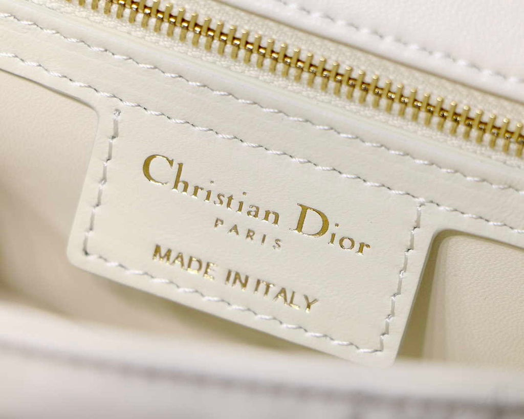 Dior M9241 Small Quilted Macrocannage Calfskin White